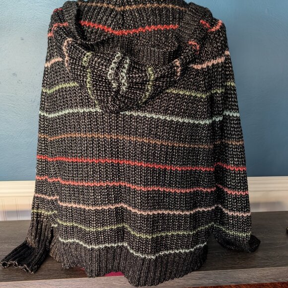 Torrid Sweater Size 2 - Picture 2 of 4